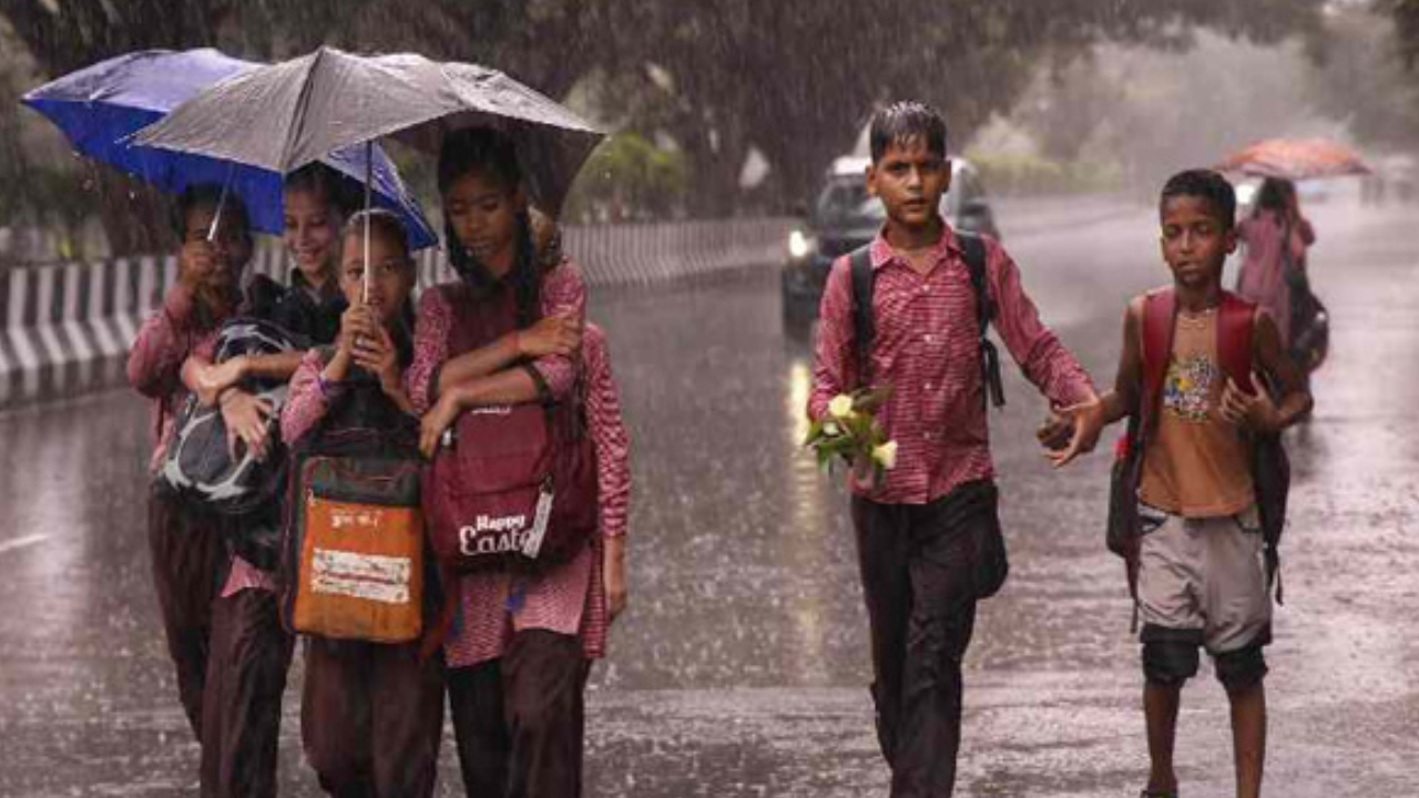 Tomorrow School Holiday For Rain Nov 24